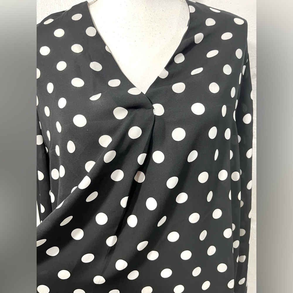 BANANA REPUBLIC POLKA DOT PULLOVER TOP